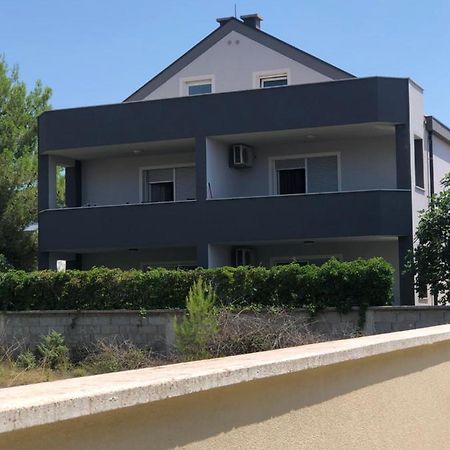 Apartment Miaantonia Врси Екстериор снимка