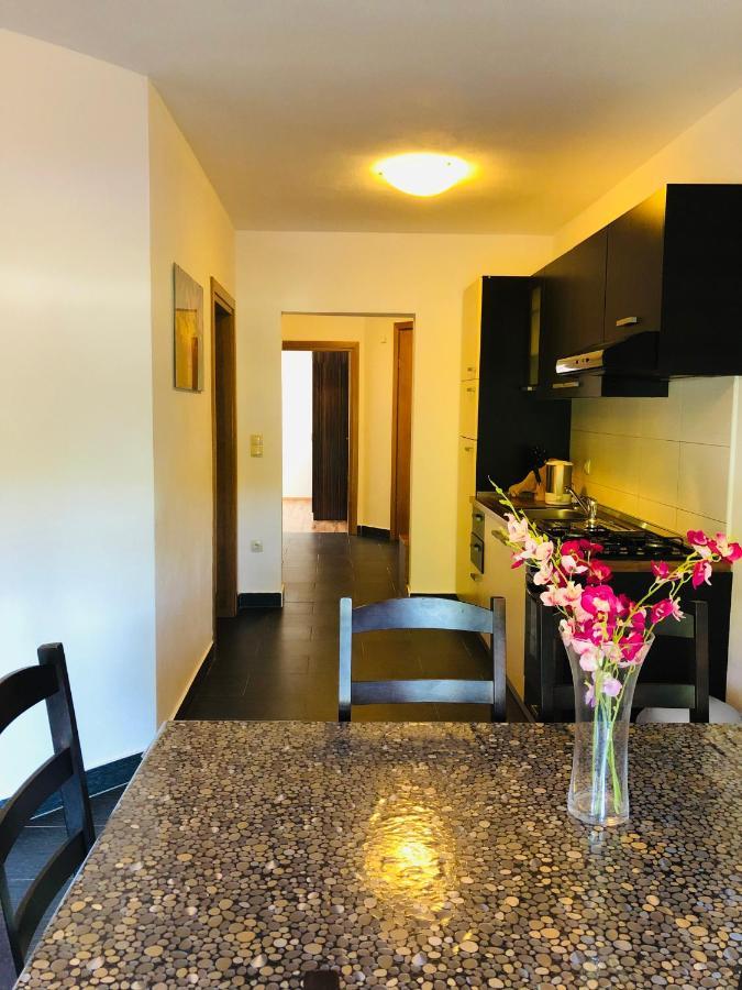 Apartment Miaantonia Врси Екстериор снимка