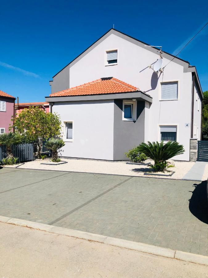 Apartment Miaantonia Врси Екстериор снимка