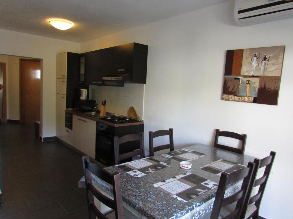 Apartment Miaantonia Врси Екстериор снимка