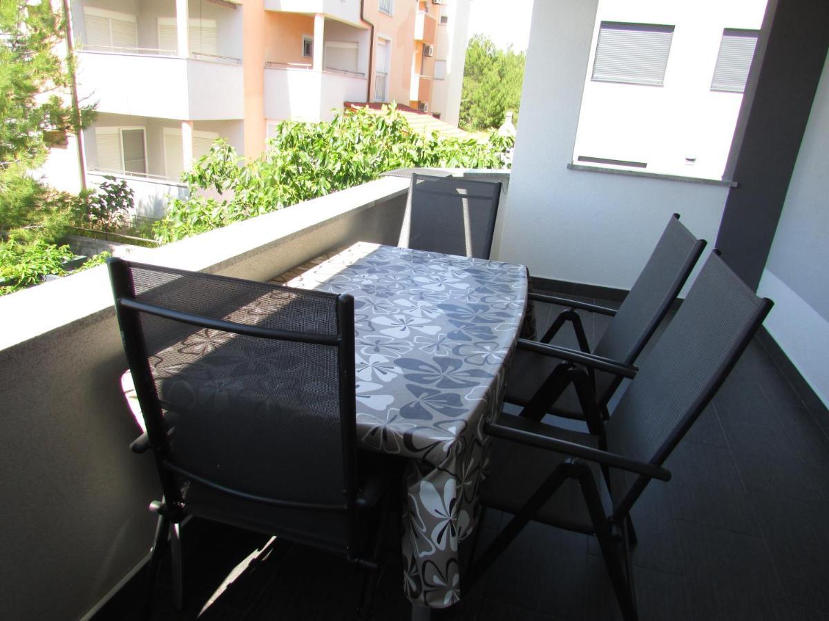 Apartment Miaantonia Врси Екстериор снимка